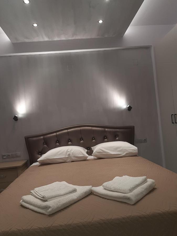 Gold Apartments Platanias Esterno foto